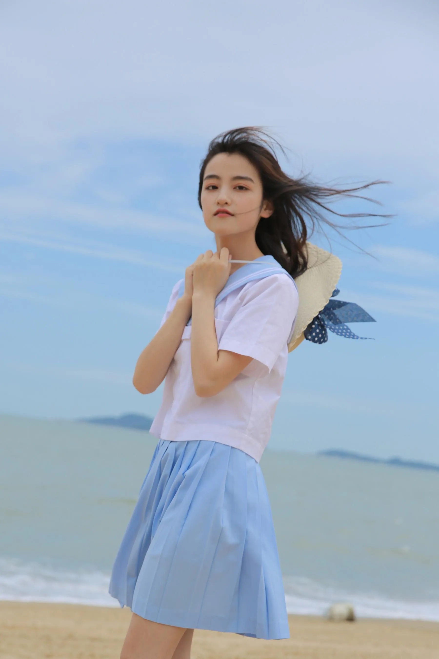 [艺图语] 2022.07.02 夏日入侵 瑶 [24P]插图2